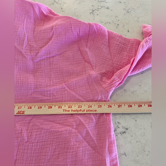 Show me your Mumu Weekday Button Up
Bubblegum Pink Gauze Shirt Size L New - Picture 6 of 10